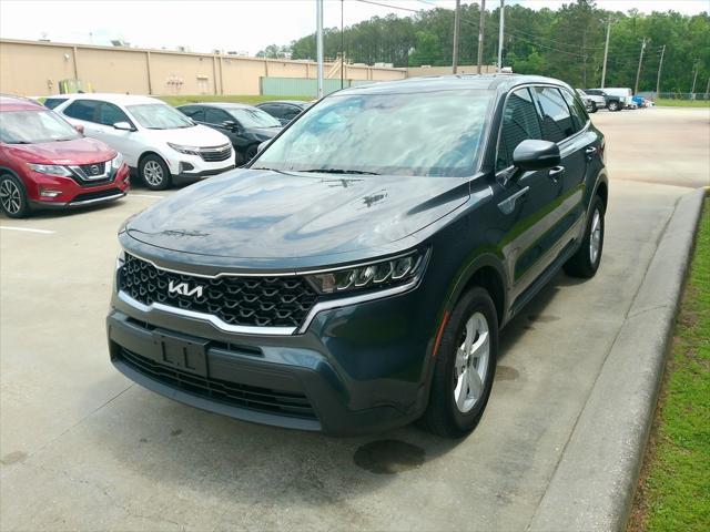 used 2023 Kia Sorento car, priced at $25,638