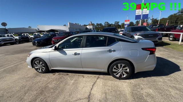 used 2021 Nissan Altima car, priced at $17,497