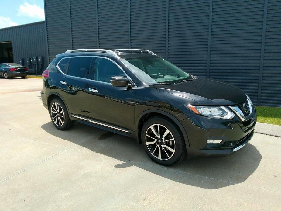 used 2019 Nissan Rogue car, priced at $19,056