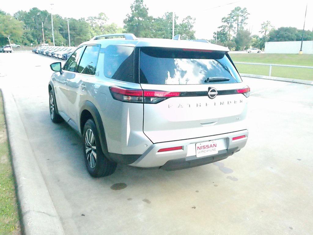 new 2025 Nissan Pathfinder car, priced at $41,153