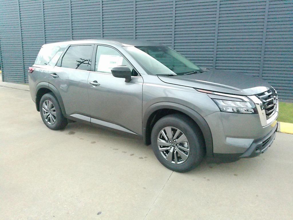 new 2025 Nissan Pathfinder car, priced at $35,192