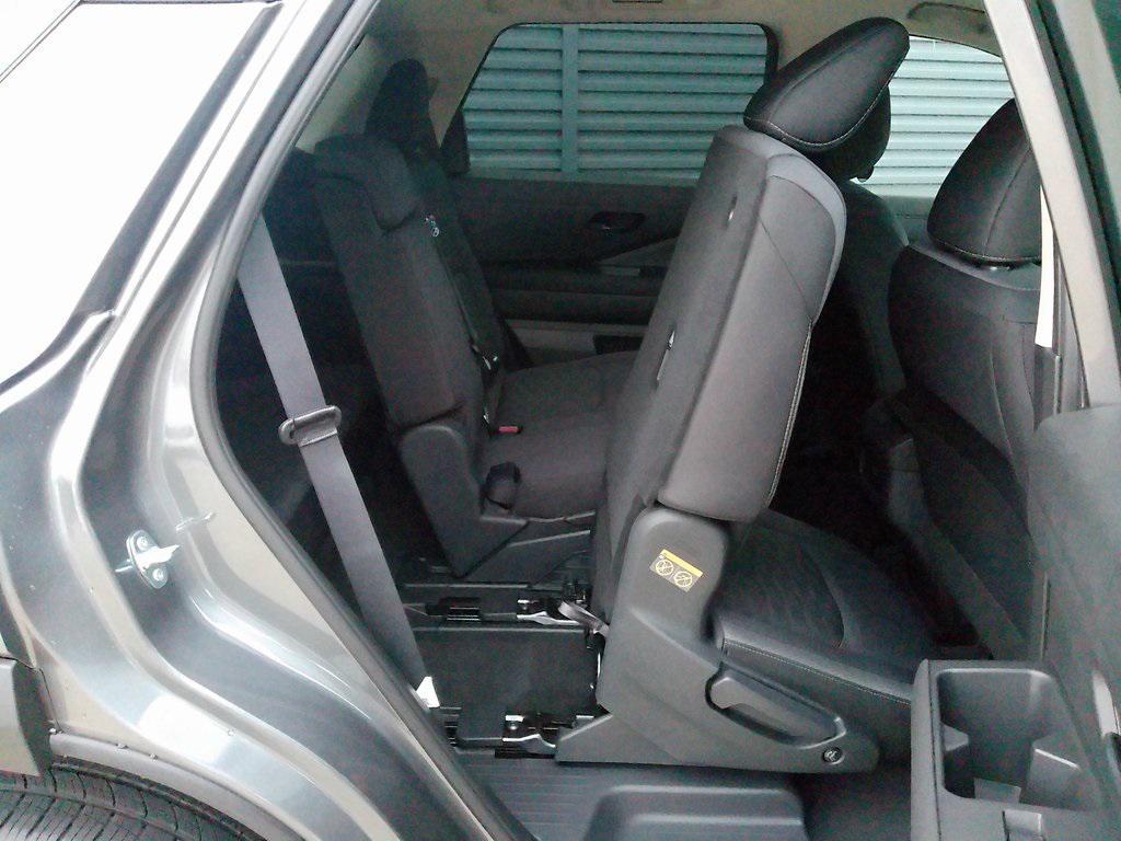 new 2025 Nissan Pathfinder car, priced at $35,192
