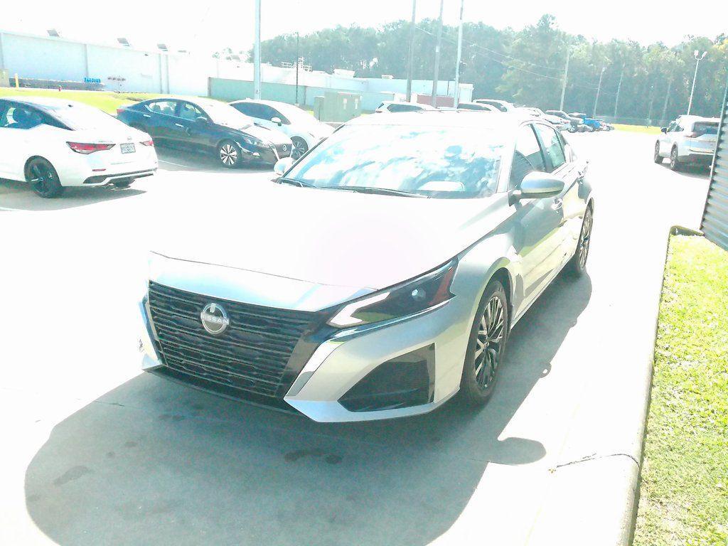 new 2025 Nissan Altima car, priced at $26,460