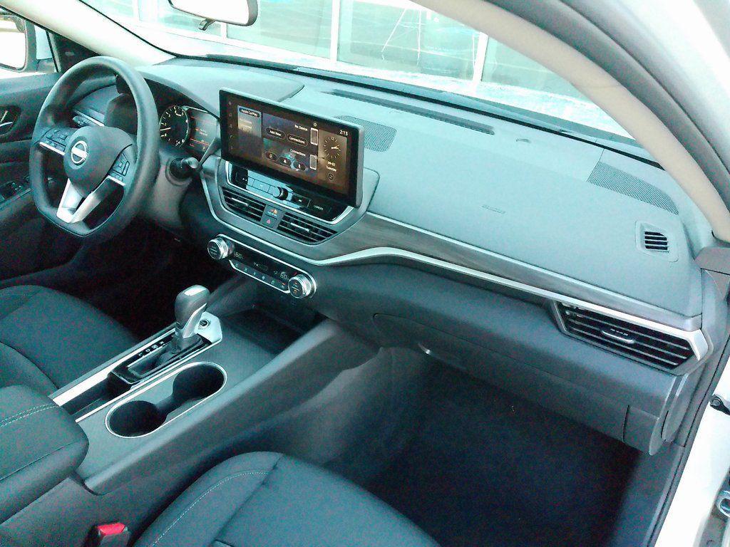 new 2025 Nissan Altima car, priced at $26,460