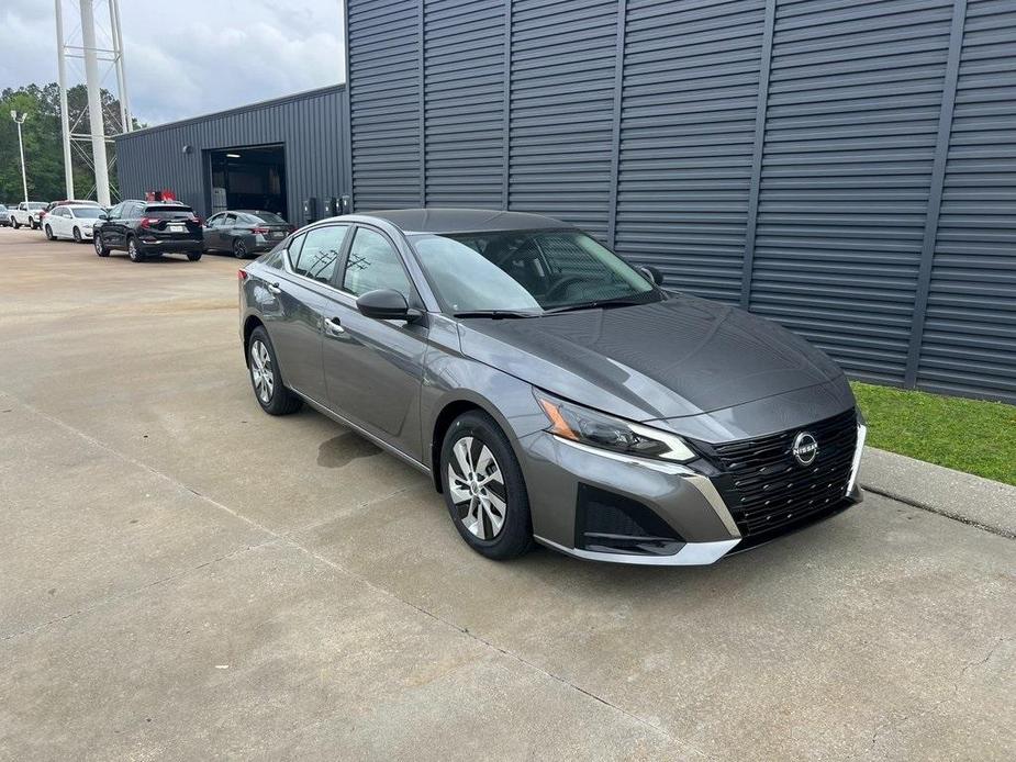 new 2024 Nissan Altima car, priced at $25,702