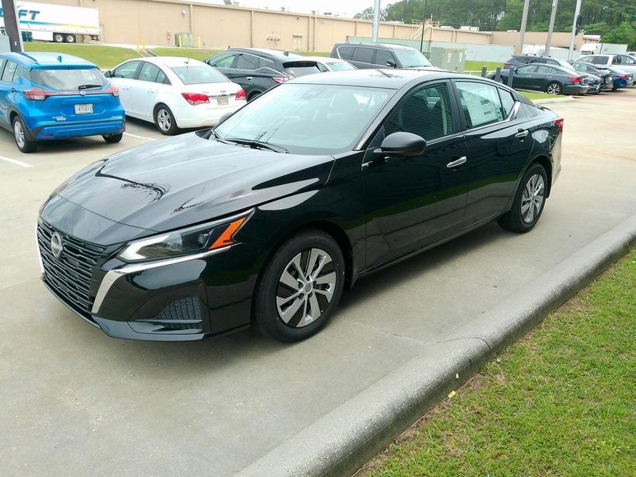 new 2024 Nissan Altima car, priced at $26,237