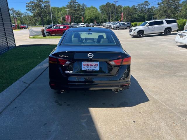 new 2024 Nissan Altima car, priced at $26,904