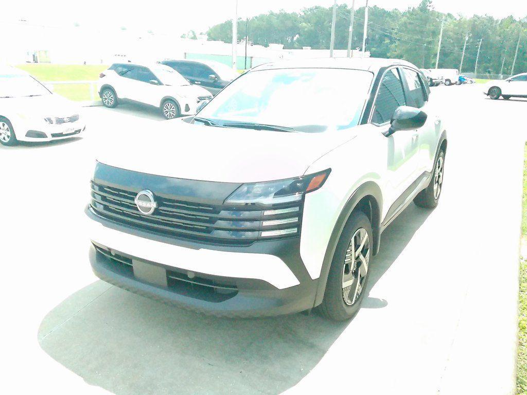 new 2025 Nissan Kicks car, priced at $25,657