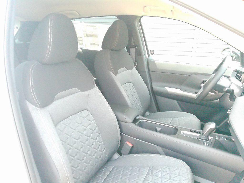 new 2025 Nissan Kicks car, priced at $25,657