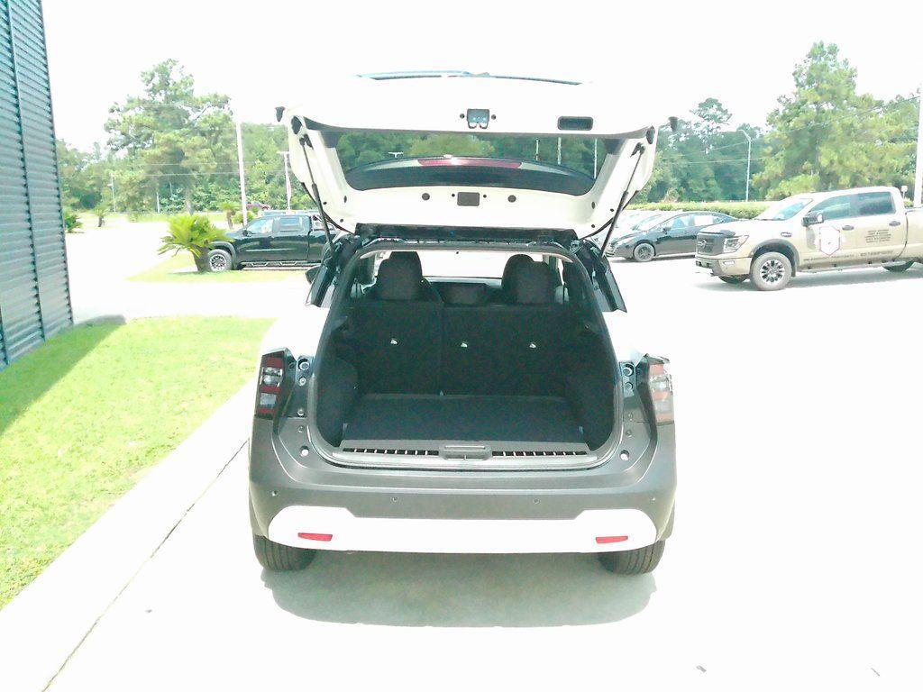 new 2025 Nissan Kicks car, priced at $25,657