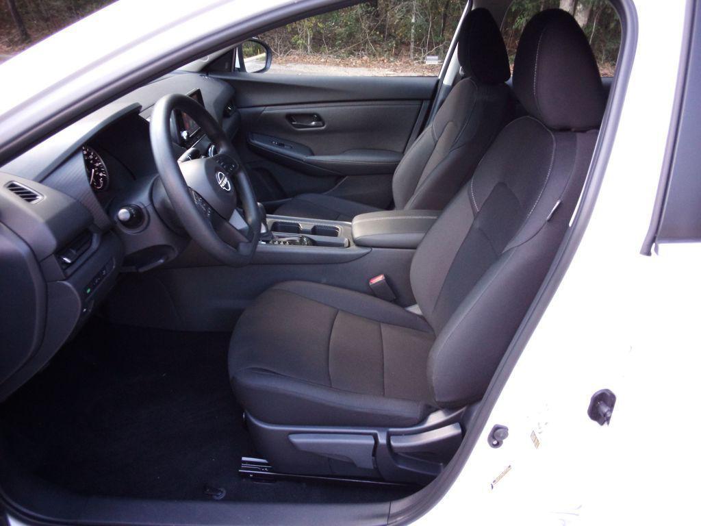 new 2025 Nissan Sentra car, priced at $21,284