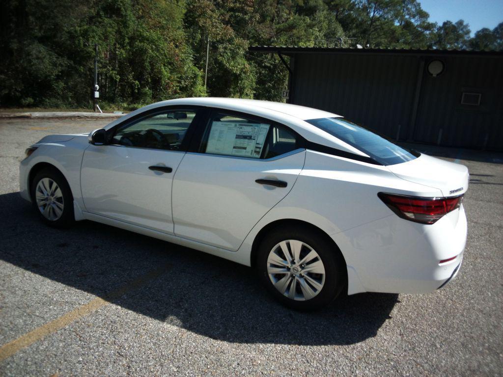new 2025 Nissan Sentra car, priced at $21,284