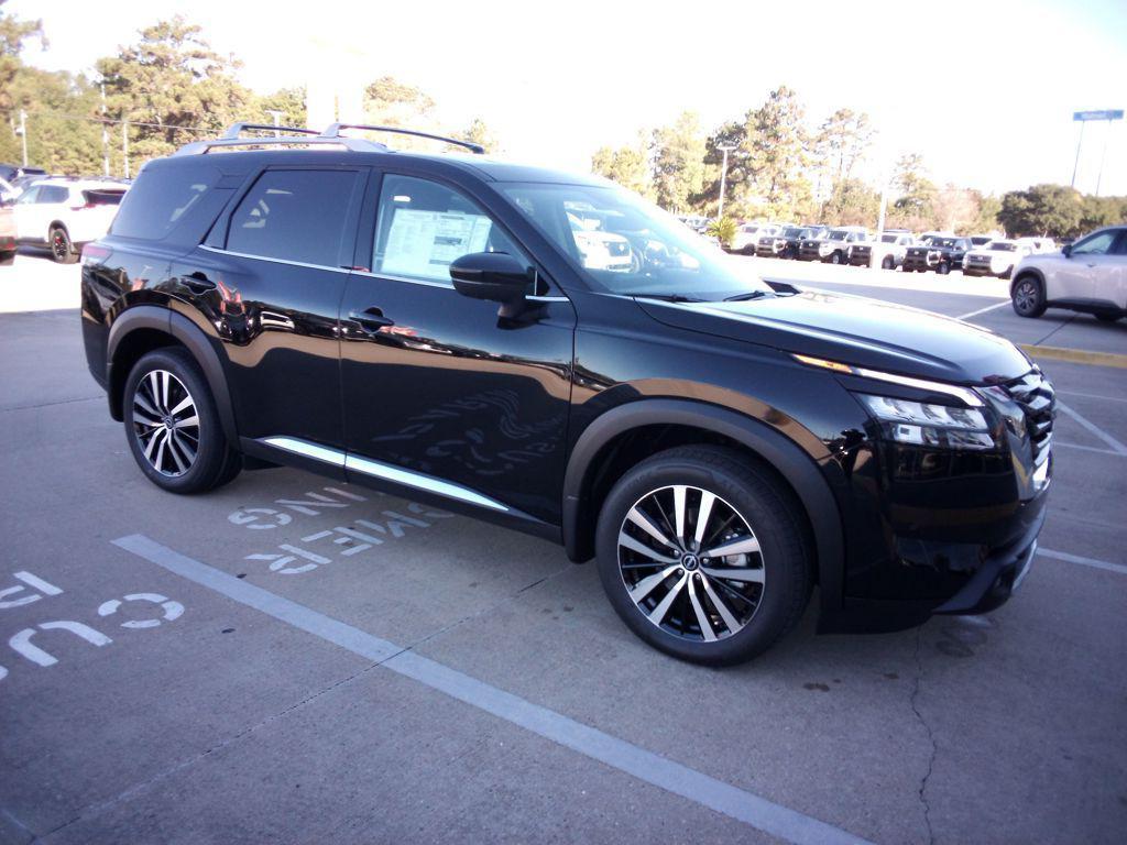 new 2025 Nissan Pathfinder car, priced at $48,267
