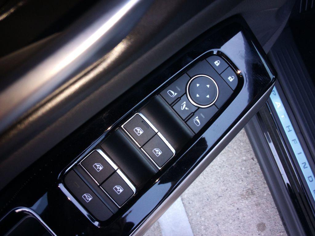 new 2025 Nissan Pathfinder car, priced at $48,267