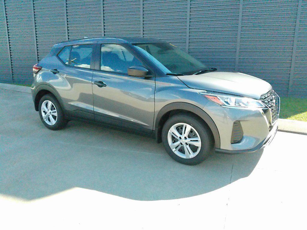 new 2025 Nissan Kicks car, priced at $21,788