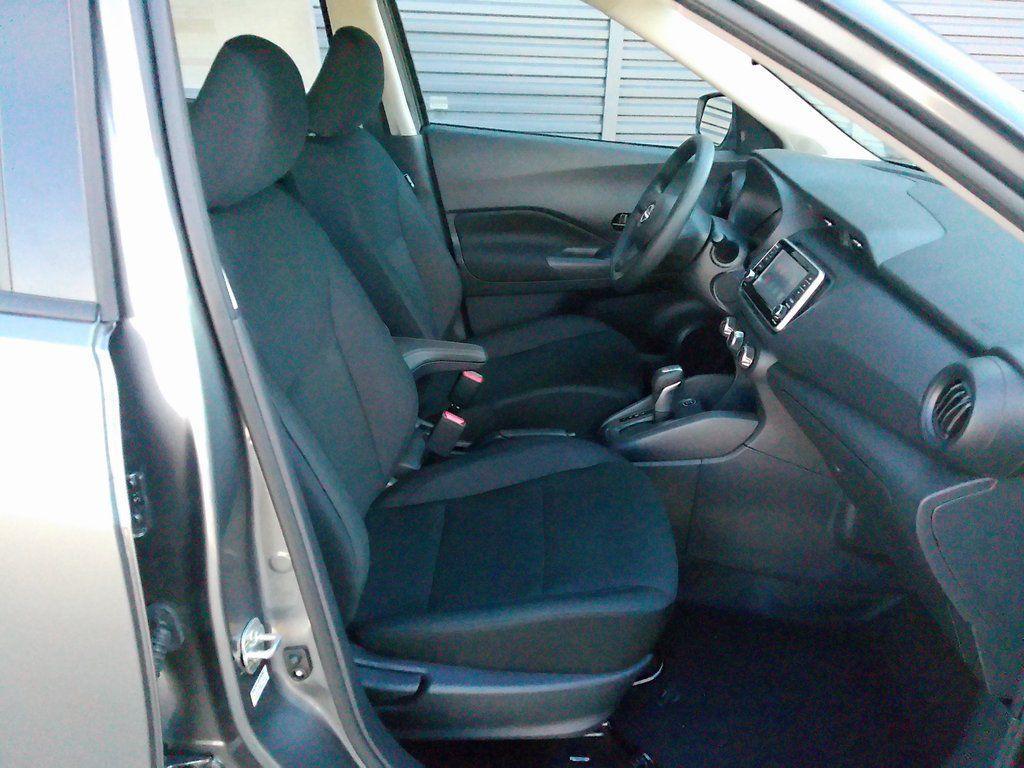 new 2025 Nissan Kicks car, priced at $21,788