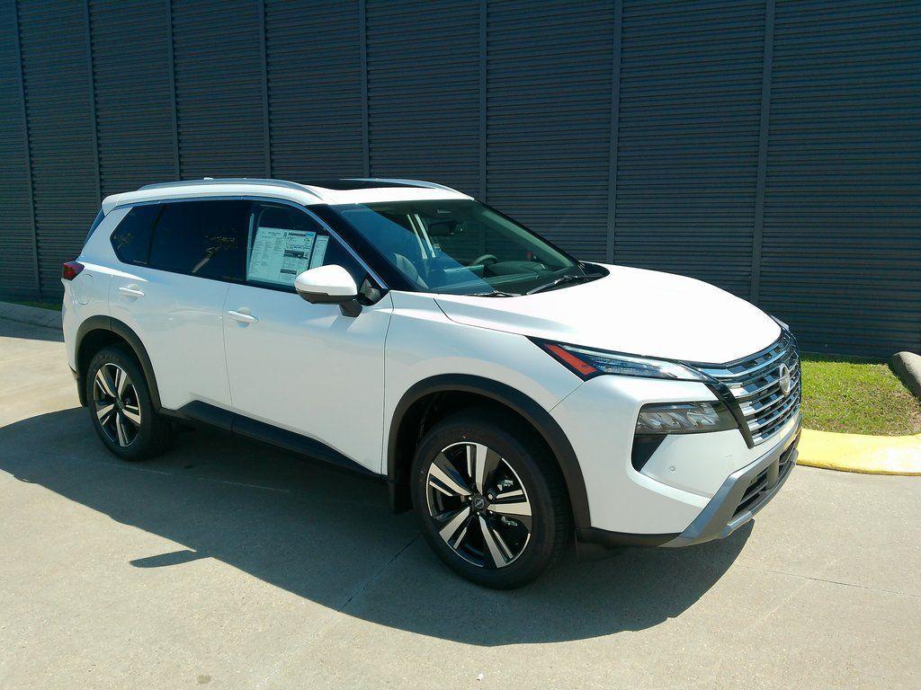 new 2025 Nissan Rogue car, priced at $36,463