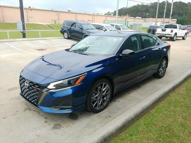 used 2023 Nissan Altima car, priced at $32,460