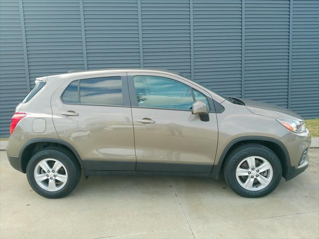 used 2022 Chevrolet Trax car, priced at $17,547