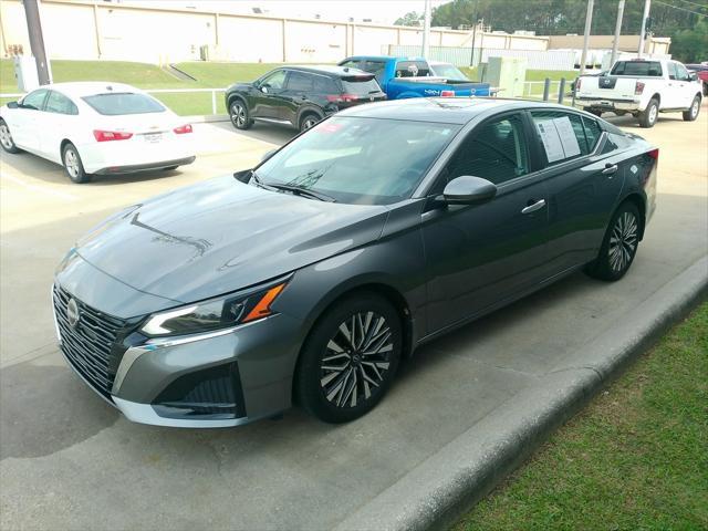 used 2024 Nissan Altima car, priced at $27,294