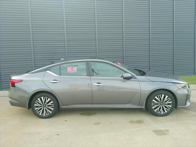 used 2024 Nissan Altima car, priced at $27,294