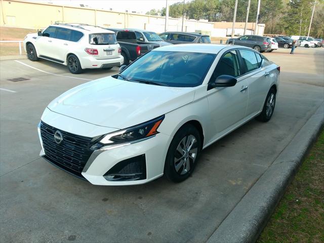 new 2025 Nissan Altima car, priced at $24,750