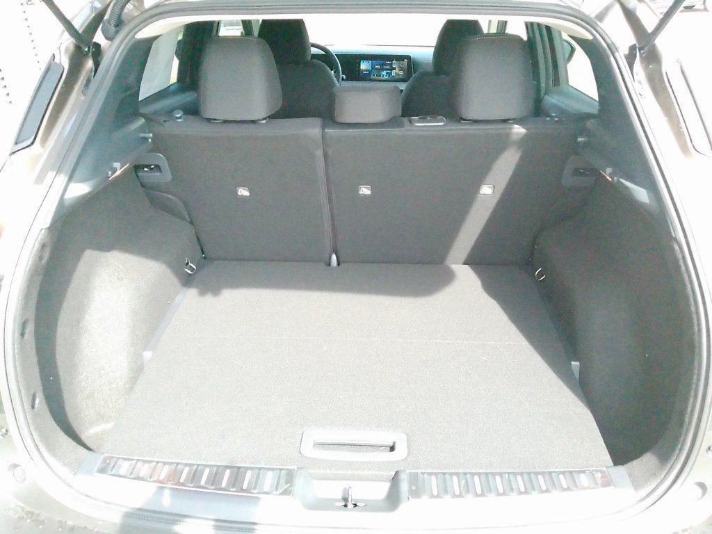 new 2025 Nissan Kicks car, priced at $24,760