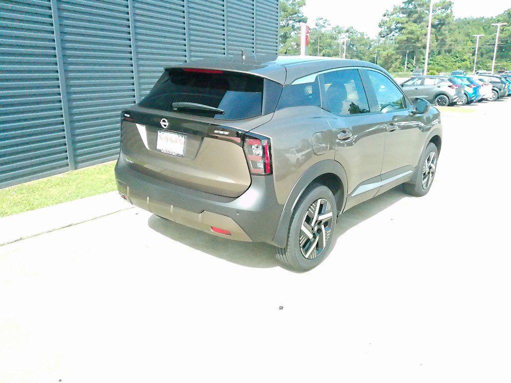 new 2025 Nissan Kicks car, priced at $24,760