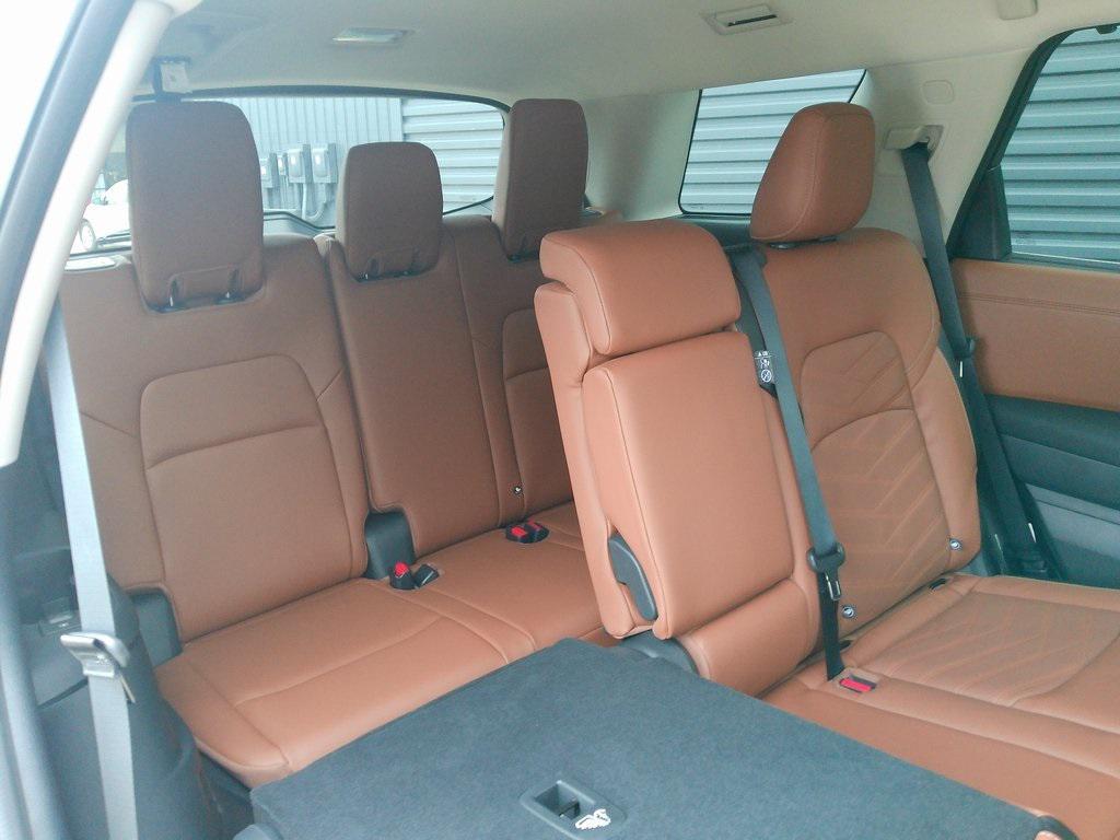 new 2025 Nissan Pathfinder car, priced at $50,562