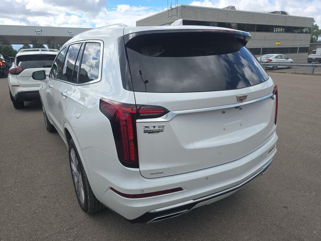 used 2023 Cadillac XT6 car, priced at $46,995