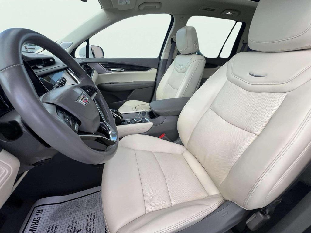 used 2023 Cadillac XT6 car, priced at $44,782