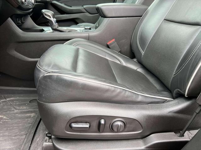 used 2021 Chevrolet Traverse car, priced at $33,422