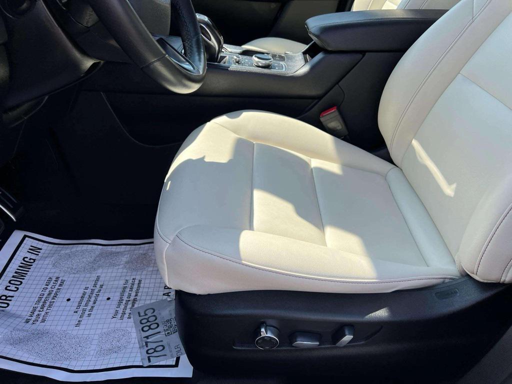 used 2019 Cadillac XT4 car, priced at $25,744