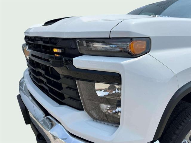 new 2024 Chevrolet Silverado 2500 car, priced at $63,000