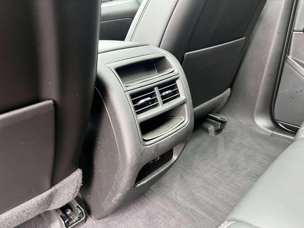 used 2021 Cadillac XT5 car, priced at $29,788