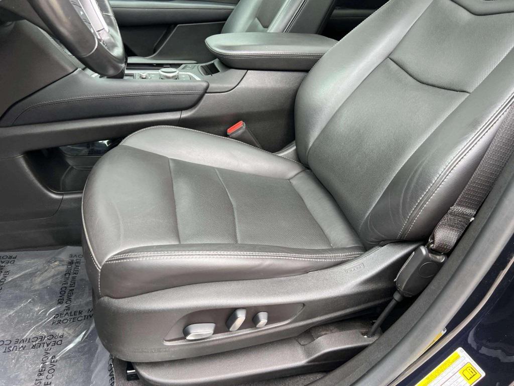used 2021 Cadillac XT5 car, priced at $29,788