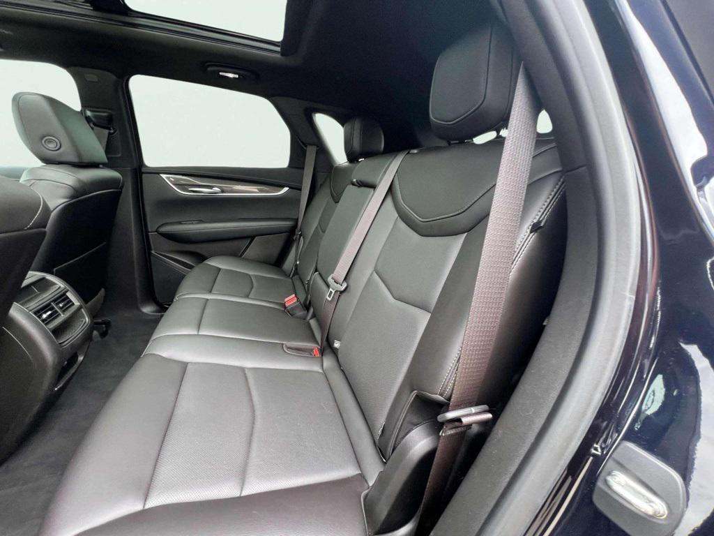 used 2021 Cadillac XT5 car, priced at $29,788