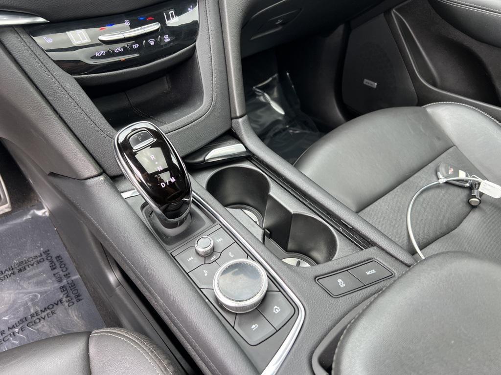 used 2021 Cadillac XT5 car, priced at $31,896