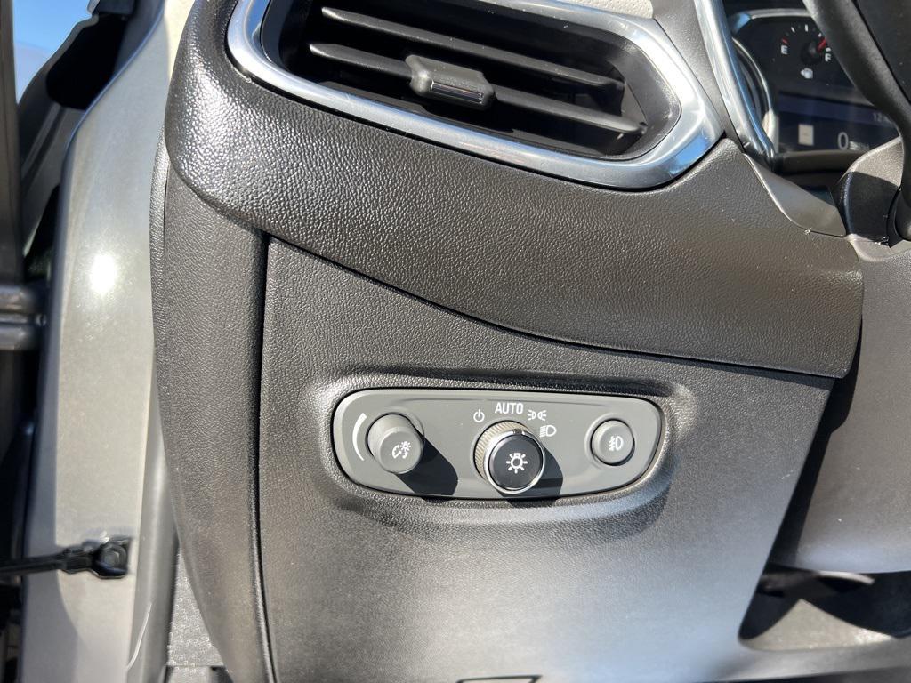 used 2019 Chevrolet Equinox car, priced at $27,896