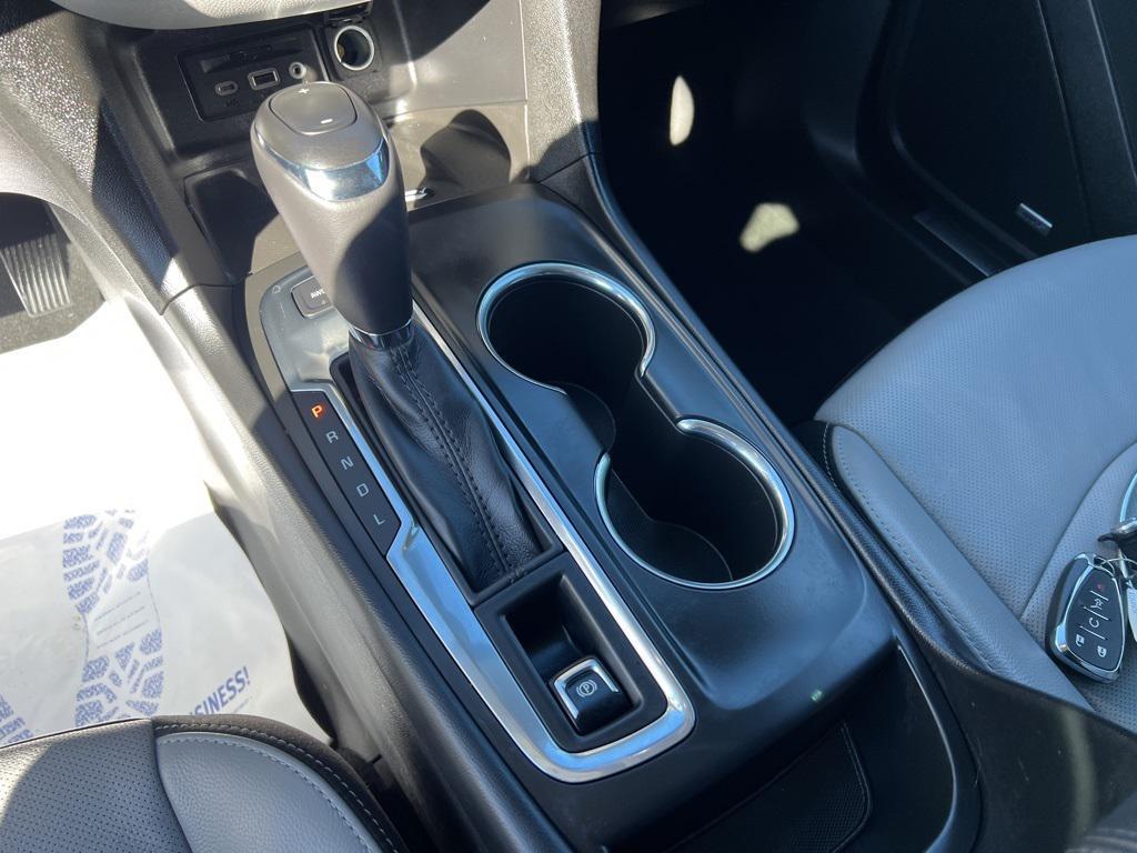 used 2019 Chevrolet Equinox car, priced at $27,896