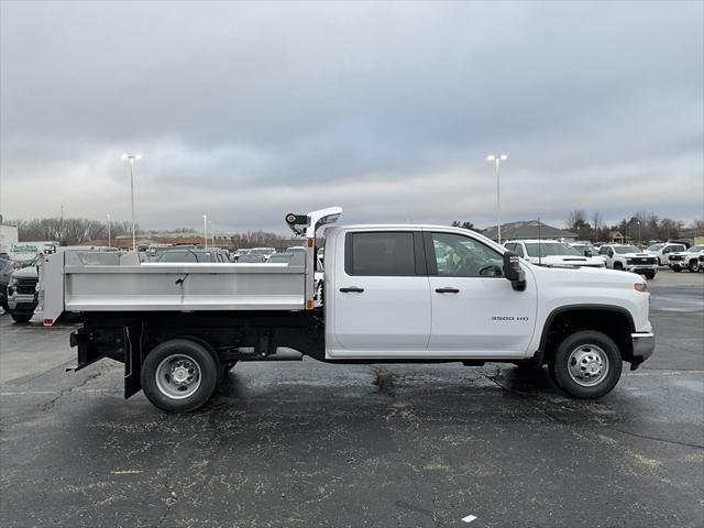 new 2025 Chevrolet Silverado 3500 car, priced at $75,755