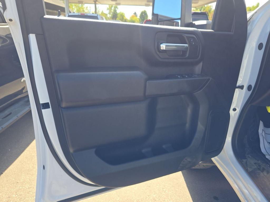 used 2024 Chevrolet Silverado 2500 car, priced at $63,995