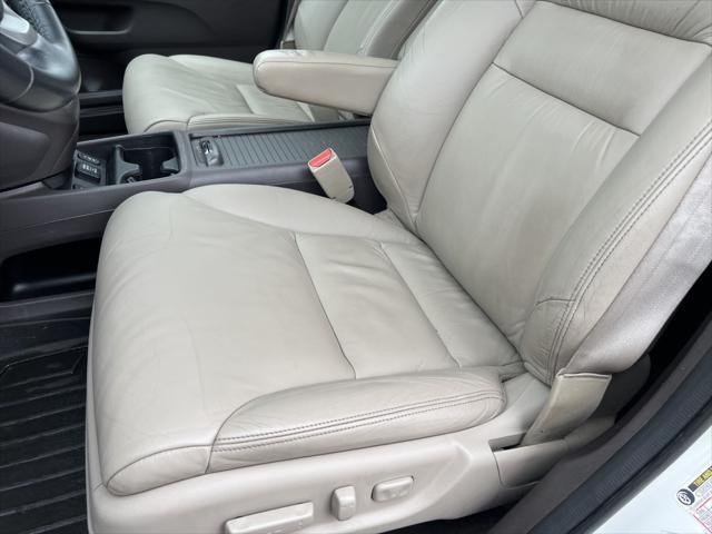 used 2013 Honda CR-V car, priced at $17,995