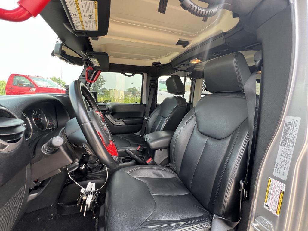 used 2015 Jeep Wrangler Unlimited car, priced at $19,995
