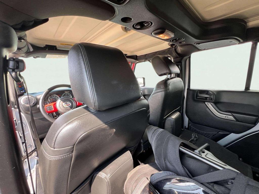 used 2015 Jeep Wrangler Unlimited car, priced at $18,784