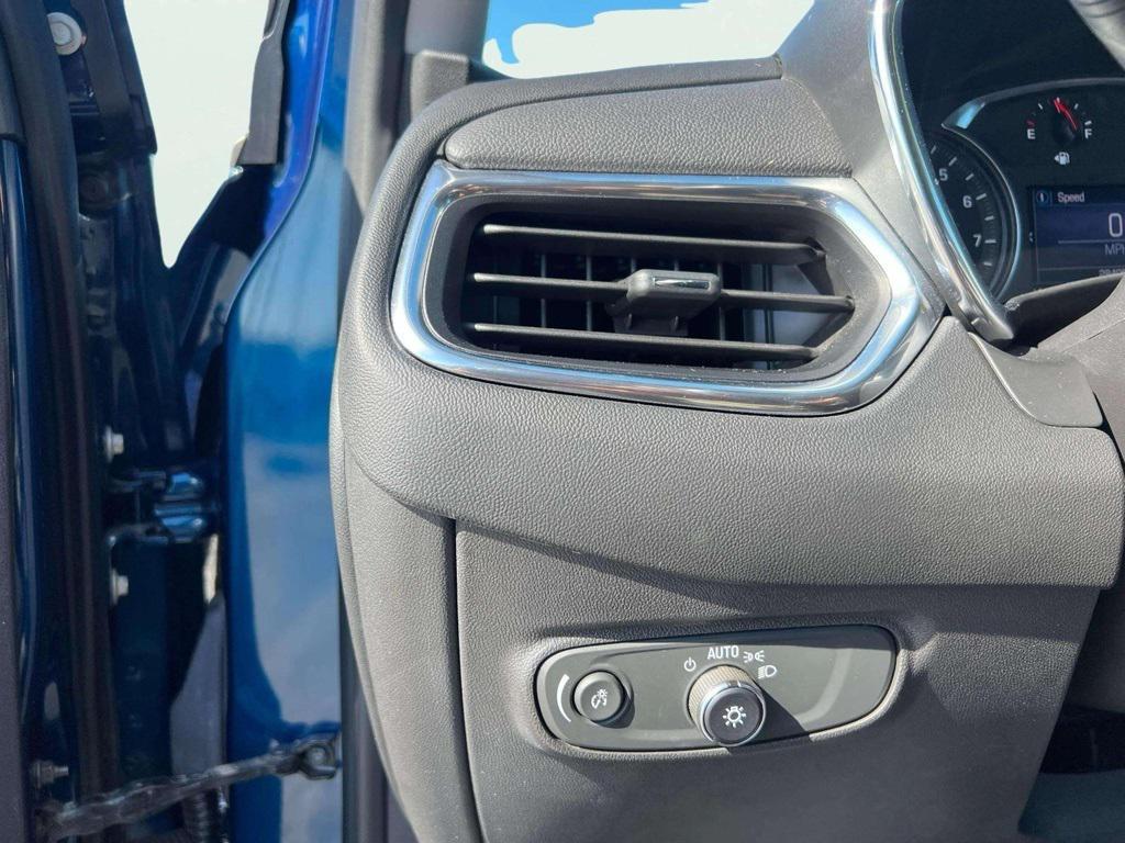 used 2019 Chevrolet Equinox car, priced at $21,421