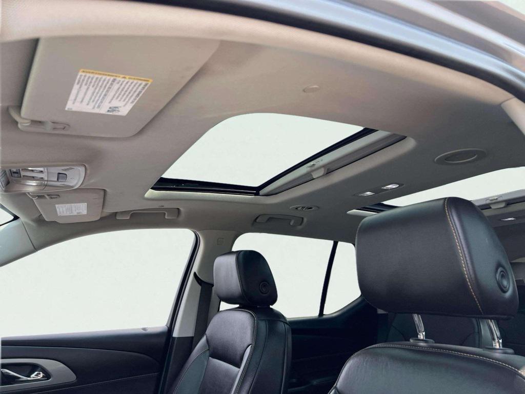 used 2020 Chevrolet Traverse car, priced at $35,395