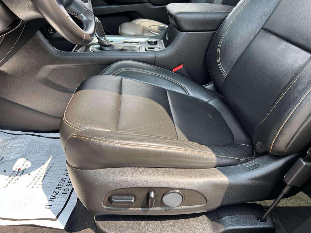 used 2020 Chevrolet Traverse car, priced at $35,395