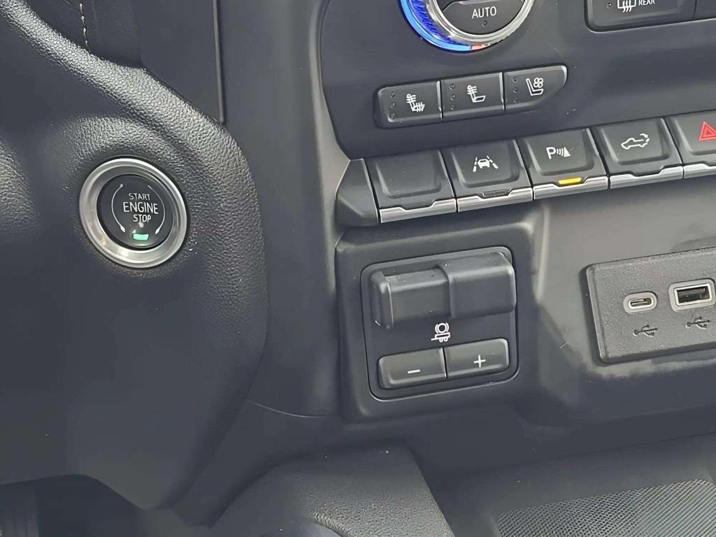 used 2022 GMC Sierra 1500 car, priced at $36,630