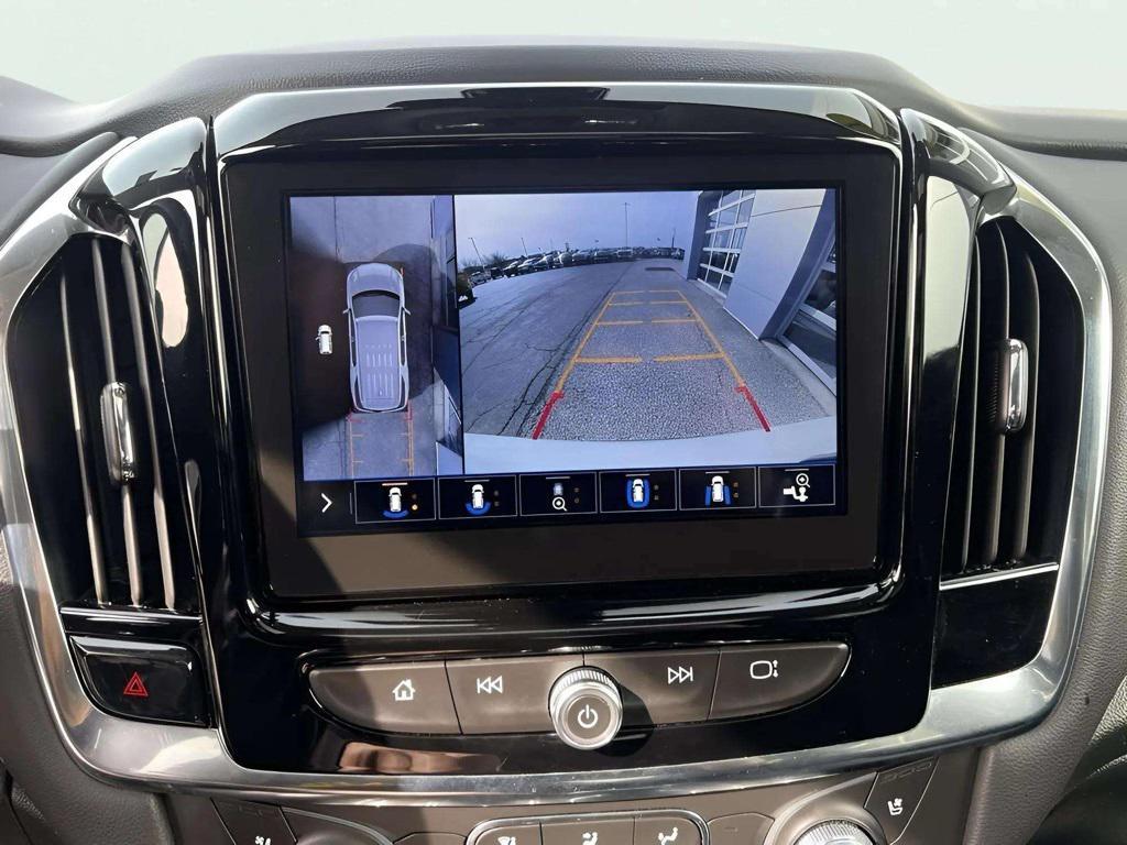 used 2021 Chevrolet Traverse car, priced at $31,443